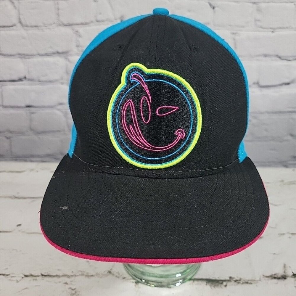 YUMS New Era 9FIFTY Embroidered Logo Black With Neon Snapback‎ Hat Cap